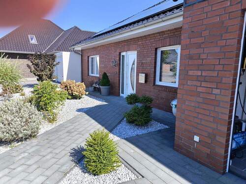 Zugang Haus - 3 Zimmer Bungalow zum Kaufen in Lathen