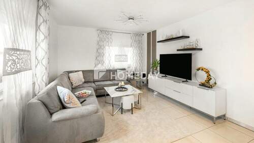 EG Wohnzimmer 2 - 5 Zimmer Einfamilienhaus zum Kaufen in Mallersdorf-Pfaffenberg