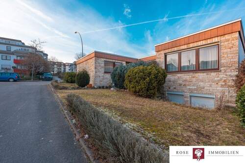 Ansicht Süd-Ost - Leben auf einer Etage! Ebenerdiger Bungalow in Ortsrandlage von Kernen-Rommelshausen