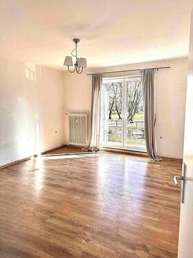 Zimmer 1 - Etagenwohnung mit 78,00 m&sup2; in Stuttgart zum Kaufen