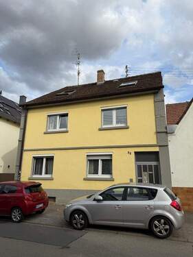 Hausvorderseite - 1 Zimmer Mehrfamilienhaus, Wohnhaus zum Kaufen in Mannheim / Friedrichsfeld