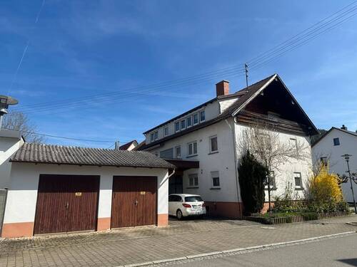 Garagen - 1 Zimmer Mehrfamilienhaus, Wohnhaus zum Kaufen in Fridingen an der Donau