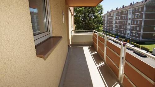 Balkon - 3 Zimmer Etagenwohnung in Straubing