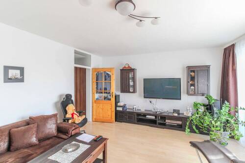 Wohnzimmer - 2 Zimmer Etagenwohnung in Langenhagen