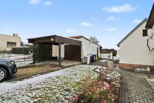 Garage und Carport - 