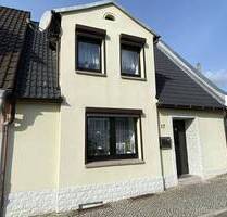 Gepflegtes Reihenendhaus - 120.000,00&nbsp;EUR Kaufpreis, ca.&nbsp; 110,00&nbsp;m&sup2;&nbsp;Wohnfl&auml;che in Bernburg (PLZ: 06406)