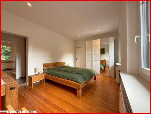 Haupthaus - Schlafzimmer im Erdgeschoss - 