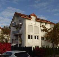 Biebesheim - schöne Dachgeschosswohnung mit Ausblick