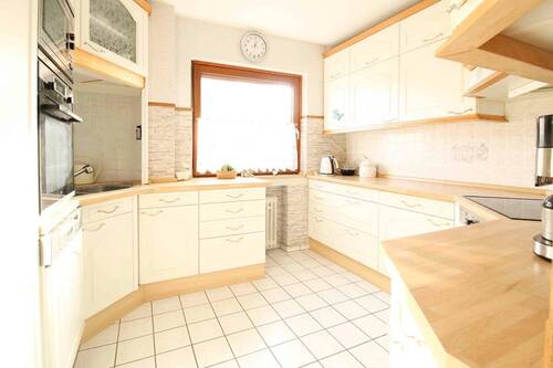 Küche - 1 Zimmer Mehrfamilienhaus, Wohnhaus in Enger