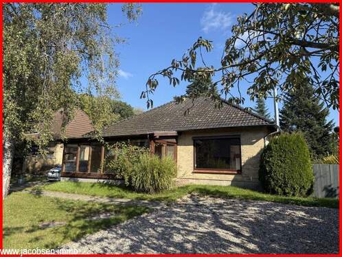Südansicht - Naturnahes Wohnen - Bungalow mit Wintergarten, großem Garten und Entwicklungspotenzial