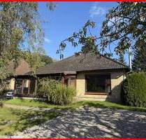 Naturnahes Wohnen - Bungalow mit Wintergarten, großem Garten und Entwicklungspotenzial - Hüsby