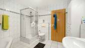 1. OG Badezimmer 2 - 