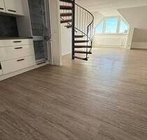 TOP Lage - Büro im DG mit Lift - flexibel nutzbar inkl. EBK - und vieles mehr ! - Chemnitz Lutherviertel