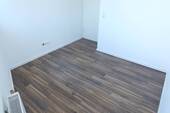 Zimmer 2 - 