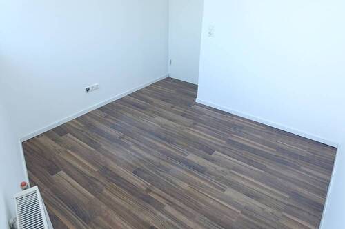 Zimmer 2 - 