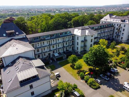 Hausansicht - 2 Zimmer Etagenwohnung zum Kaufen in Dresden