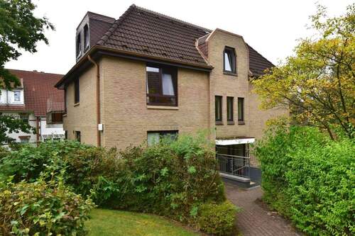 Haus Front.jpg - Ruhige, gut geschnittene Zwei-Zimmer-Wohnung in Zentrumsnähe