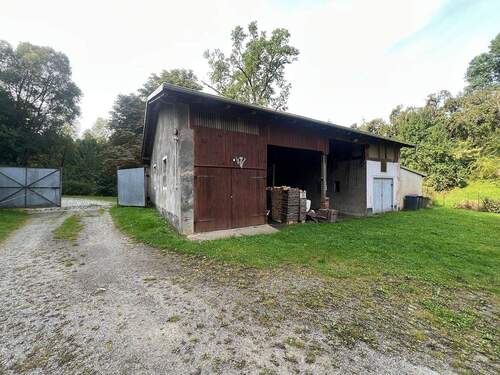 Garagen + Unterstand - 