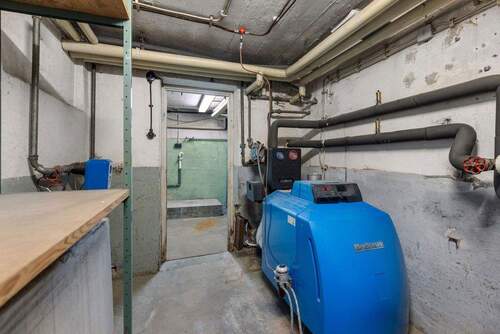 Öl Zentralheizung aus 2015 - 