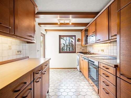 Küche mit Zugang zur Terrasse - 