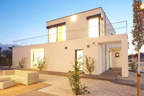 Hausansicht - 8 Zimmer Mehrfamilienhaus, Wohnhaus in Mayen