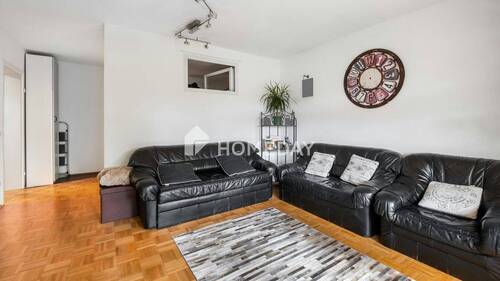 Wohnzimmer 2 - 2 Zimmer Etagenwohnung zum Kaufen in München