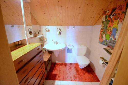 WC - 