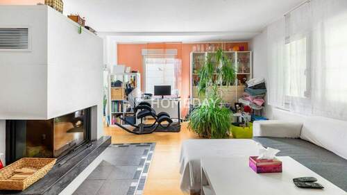 1. OG Wohnzimmer 2 - 9 Zimmer Einfamilienhaus in Aßlar