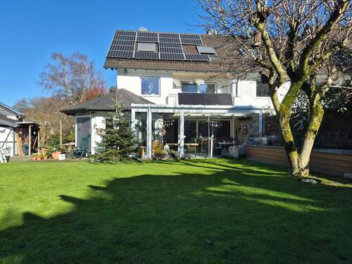 Gartenansicht - 6 Zimmer Reihenendhaus in Bergisch Gladbach