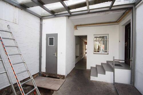 Bisher Stand und Lage des WCs - wird neu gestaltet - 