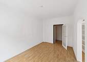 Großzügiges Wohnen vor Renovierung - 3 Zimmer Etagenwohnung in Nürnberg