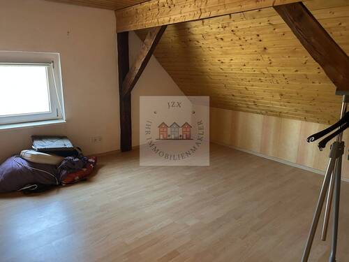 DG Zimmer 4 - 