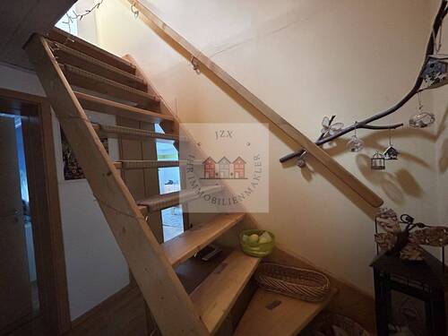 Treppe zum DG - 