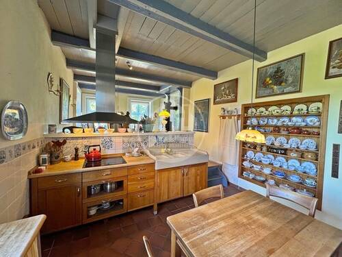 Wohnzimmer - 7 Zimmer Einfamilienhaus in Großefehn