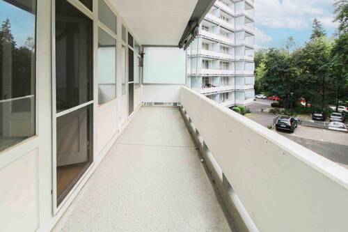 Balkon - 2 Zimmer Etagenwohnung zum Kaufen in Bergisch Gladbach