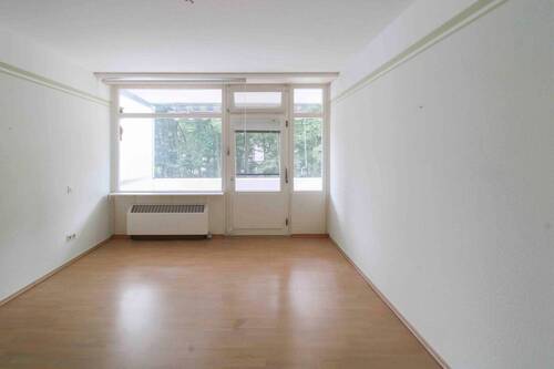 Schlafzimmer - 2 Zimmer Etagenwohnung in Bergisch Gladbach
