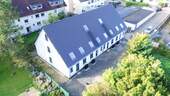 Haus Seitenansicht - Modernes Neubauhaus (Erstbezug) mit Terrasse und Stellplatz zu vermieten