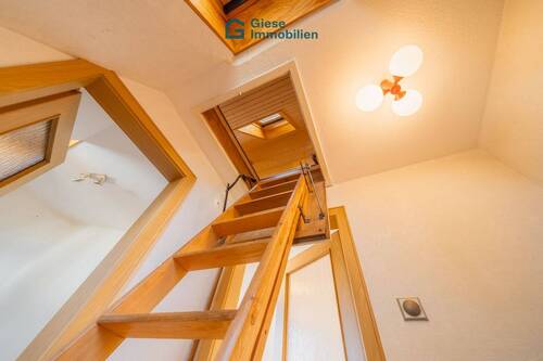Zugang Dachboden - 