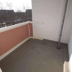 Balkon (Referenzfoto) - Etagenwohnung mit 64,90 m&sup2; in Magdeburg zur Miete