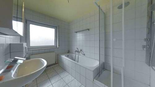 Tageslichtbad - 7 Zimmer Einfamilienhaus in Weilburg