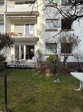 Gartenblick - Attraktives 2-3-Familienhaus mit Garten in Saarbrücken-Rodenhof