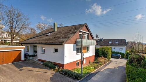 Außenansicht - Zweifamilienhaus in ruhiger Stadtrandlage