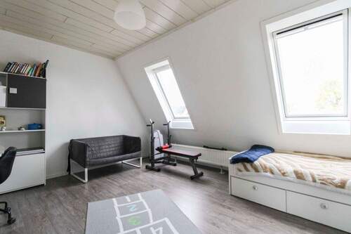 Kinderzimmer DG - 