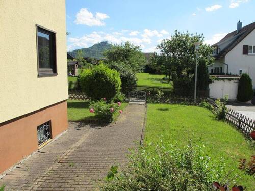 Garten mit Burgblick - 4 Zimmer Etagenwohnung zum Kaufen in Hechingen