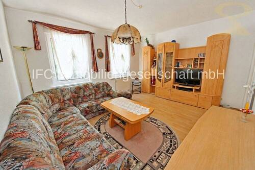Wohnzimmer im EG - 