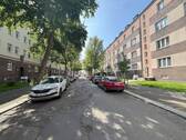 Straßenansicht - Top-Angebot 3-Zimmer-Wohnung in guter Lage mit Einbauküche, sofort einzugsfertig