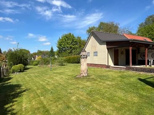 Garten und Garage - 