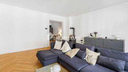 Wohnzimmer 2 - 2 Zimmer Etagenwohnung zum Kaufen in Hannover