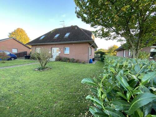 Vorderansicht - 7 Zimmer Mehrfamilienhaus, Wohnhaus zum Kaufen in Kutenholz