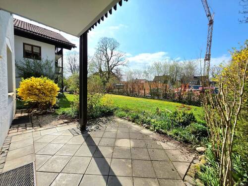 Sonnige Gartenterrasse - 3 Zimmer Etagenwohnung zur Miete in Deisenhofen